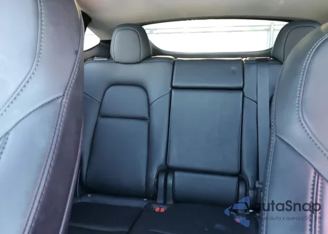 2022 Tesla Model Y из США, поврежденный, VIN 7SAYGDEF2NF346498